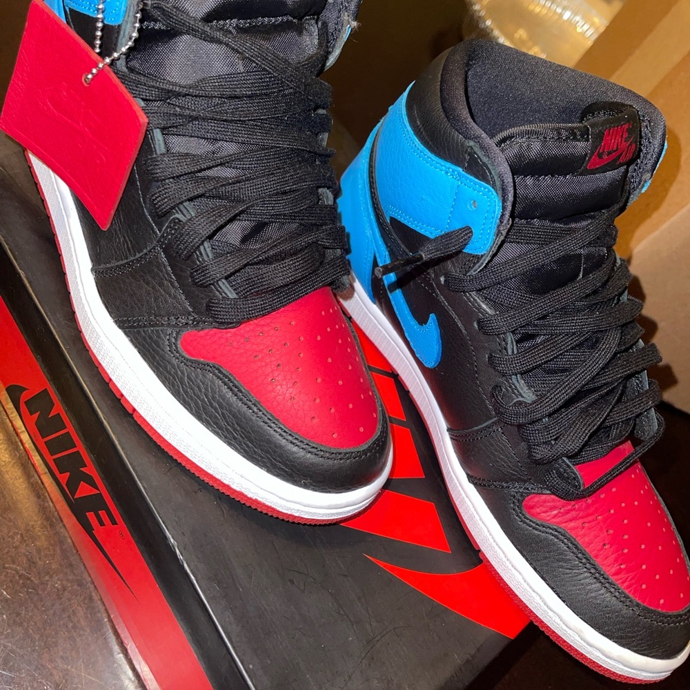 Nike Air Jordan 1